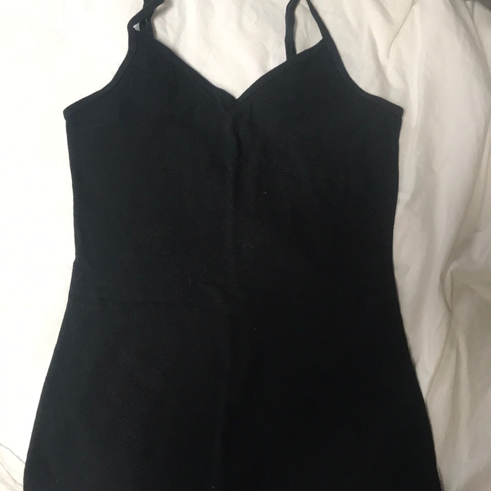 Tank tops - Picture 8 of 8